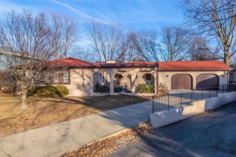 Tiny photo for 28 Chatsford Court, Bloomington, IL 61704 (MLS # 12547981)