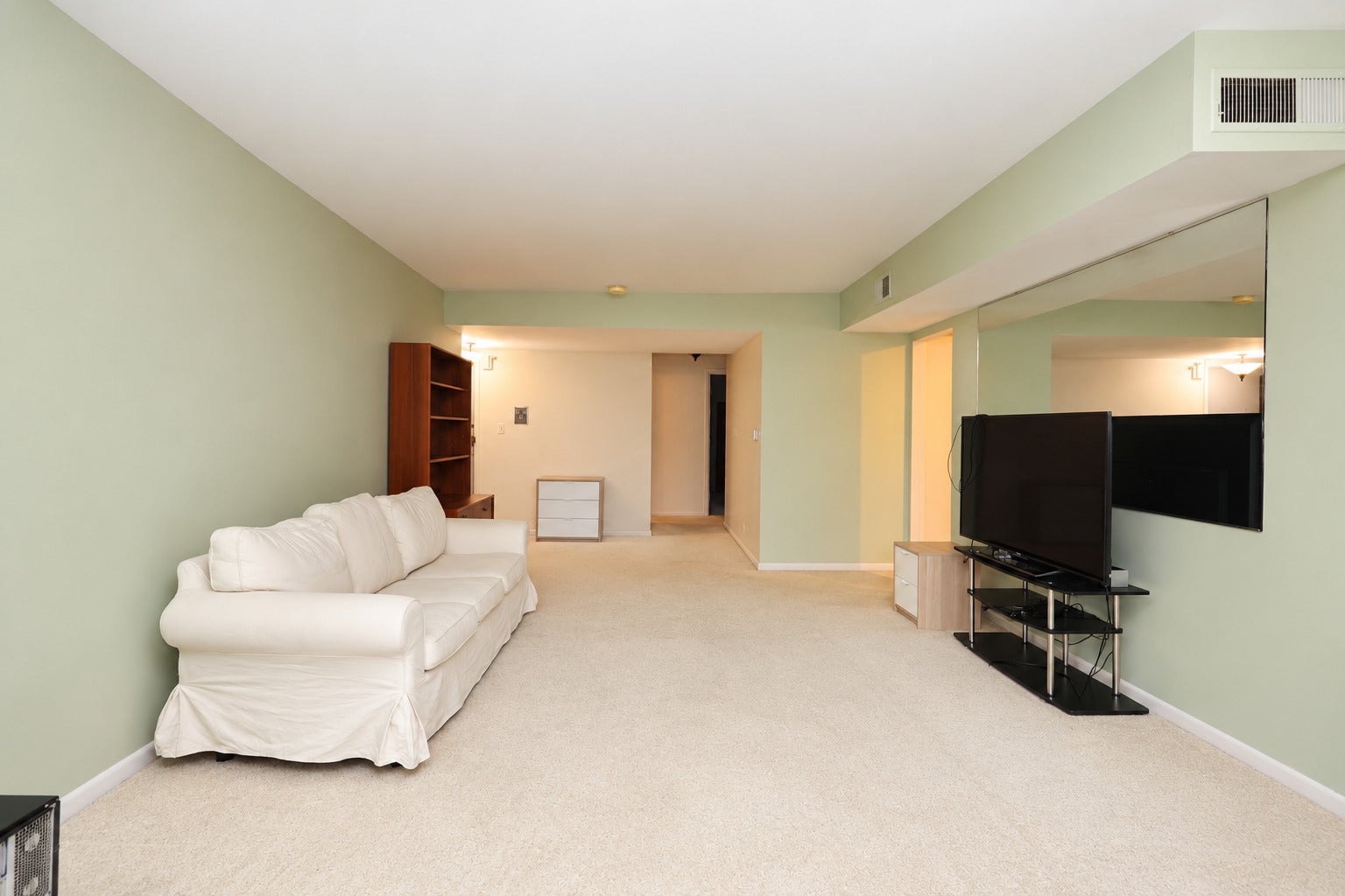 2001 Sherman Avenue 407