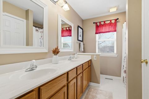 Tiny photo for 1196 Fieldstone Drive, Crystal Lake, IL 60014 (MLS # 12538928)