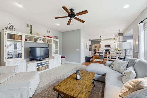 Tiny photo for 1196 Fieldstone Drive, Crystal Lake, IL 60014 (MLS # 12538928)