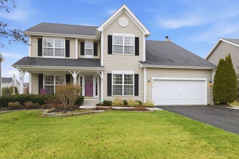 Photo of 1196 Fieldstone Drive, Crystal Lake, IL 60014 (MLS # 12538928)