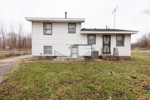 Tiny photo for 12878 E 2310s Road, Pembroke Twp, IL 60958 (MLS # 12537809)