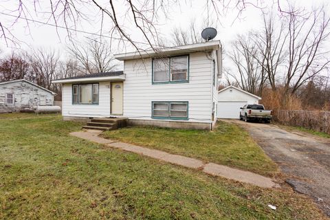 Tiny photo for 12878 E 2310s Road, Pembroke Twp, IL 60958 (MLS # 12537809)