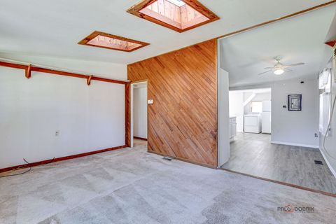 Tiny photo for 1206 Landon Avenue, Winthrop Harbor, IL 60096 (MLS # 12469065)