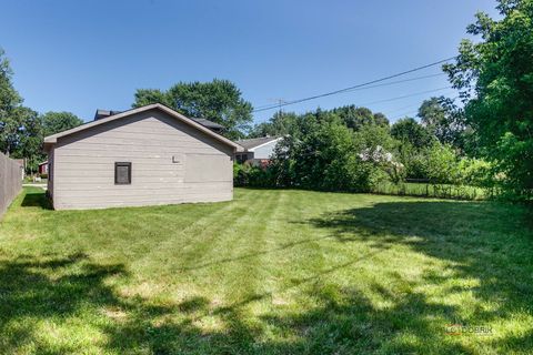 Tiny photo for 1206 Landon Avenue, Winthrop Harbor, IL 60096 (MLS # 12469065)