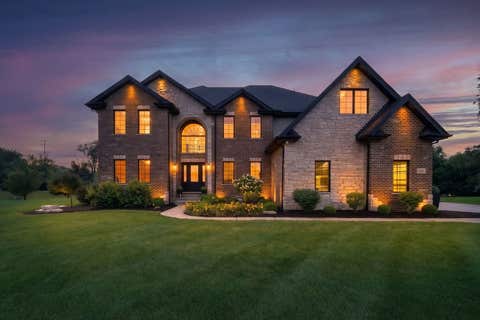 Tiny photo for 7812 Northwoods Drive, Frankfort, IL 60423 (MLS # 12683025)