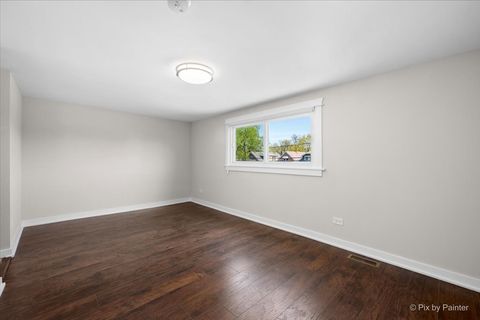 Tiny photo for 2937 N 74th Court, Elmwood Park, IL 60707 (MLS # 12626894)