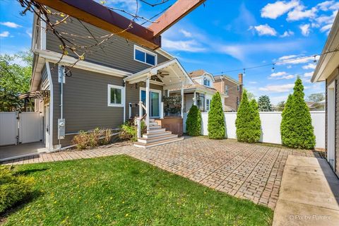 Tiny photo for 2937 N 74th Court, Elmwood Park, IL 60707 (MLS # 12626894)