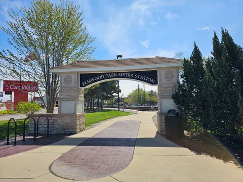 Tiny photo for 2937 N 74th Court, Elmwood Park, IL 60707 (MLS # 12626894)