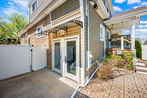 Tiny photo for 2937 N 74th Court, Elmwood Park, IL 60707 (MLS # 12626894)