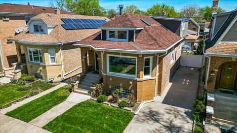 Tiny photo for 2937 N 74th Court, Elmwood Park, IL 60707 (MLS # 12626894)