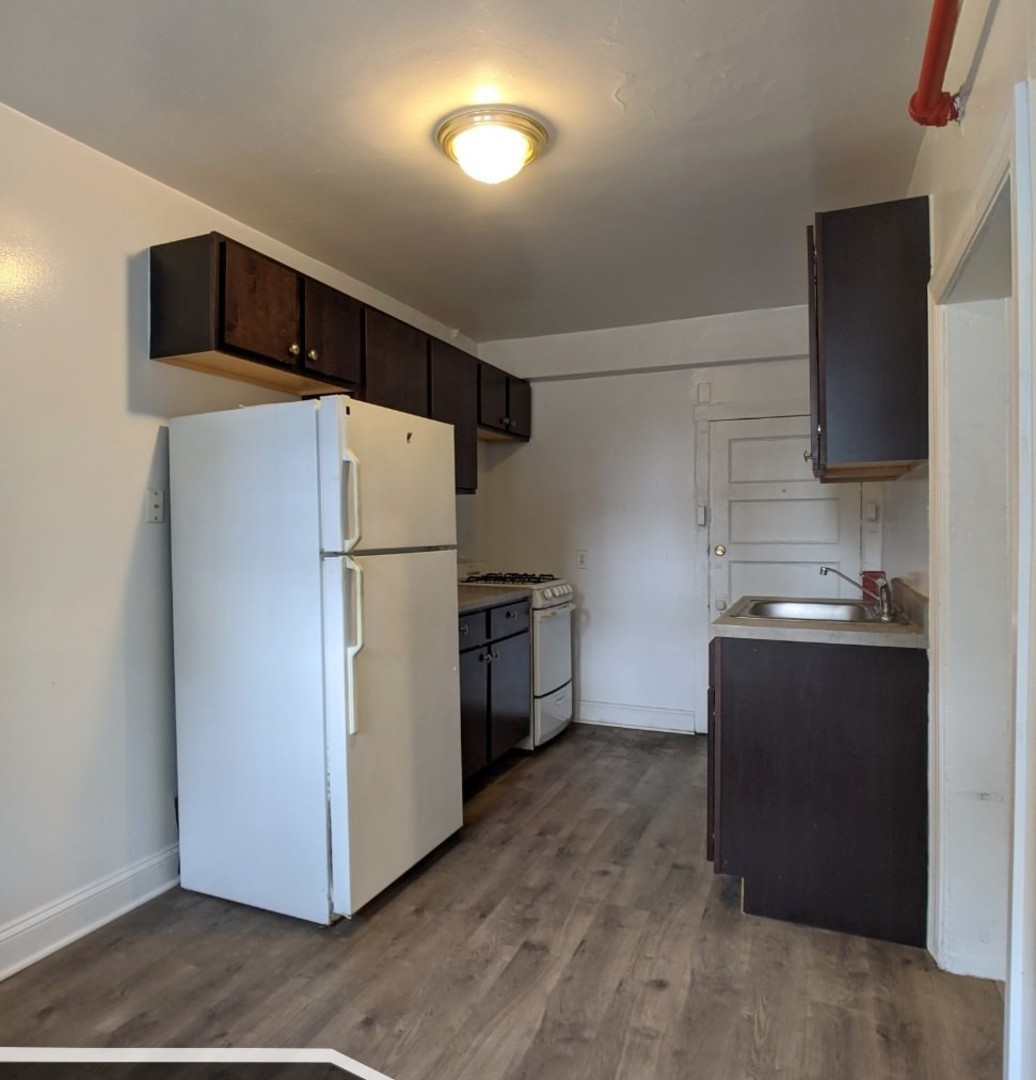 3312 W Schubert Avenue GCC