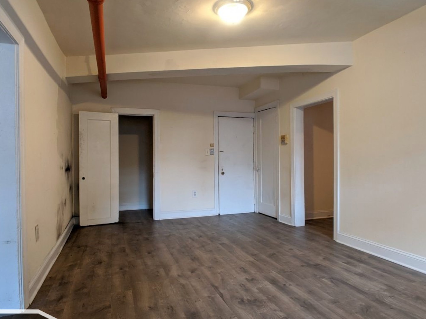 3312 W Schubert Avenue GCC