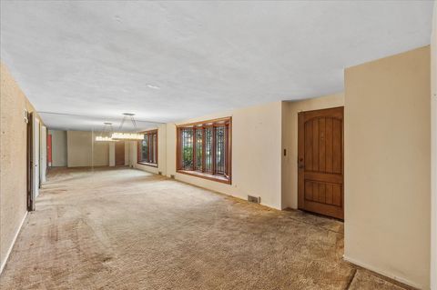 Tiny photo for 306 Lonsdale Road, Prospect Heights, IL 60070 (MLS # 12597612)