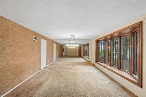 Tiny photo for 306 Lonsdale Road, Prospect Heights, IL 60070 (MLS # 12597612)