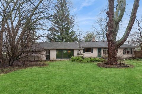 Tiny photo for 306 Lonsdale Road, Prospect Heights, IL 60070 (MLS # 12597612)