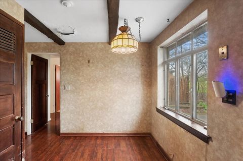 Tiny photo for 306 Lonsdale Road, Prospect Heights, IL 60070 (MLS # 12597612)