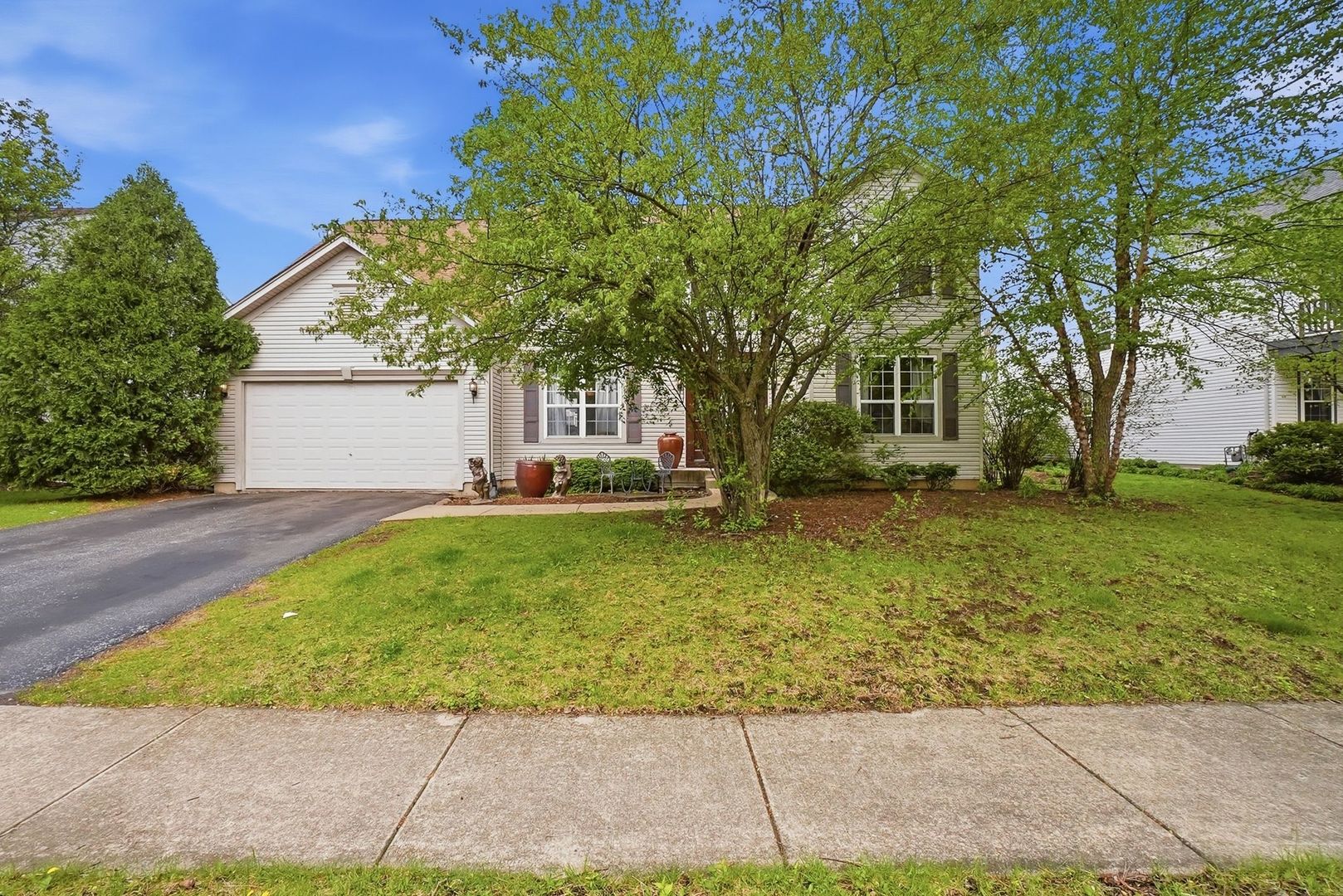 2174 Muirfield Trail