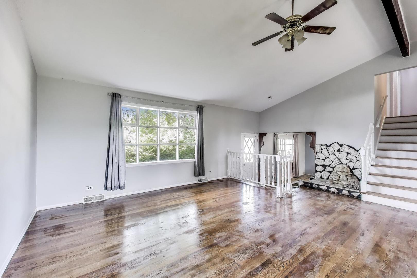 2209 E Sand Lake Road