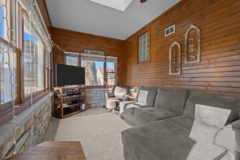 Tiny photo for 311 Ohio Avenue, St. Charles, IL 60174 (MLS # 12516102)