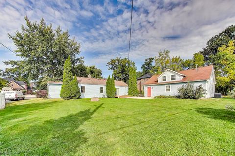 Tiny photo for 7339 S Park Avenue, Burr Ridge, IL 60527 (MLS # 12593686)