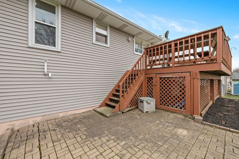 Tiny photo for 582 Arthur Drive, Cary, IL 60013 (MLS # 12615847)