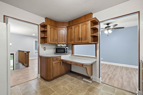 Tiny photo for 582 Arthur Drive, Cary, IL 60013 (MLS # 12615847)