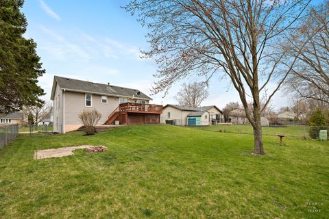 Tiny photo for 582 Arthur Drive, Cary, IL 60013 (MLS # 12615847)