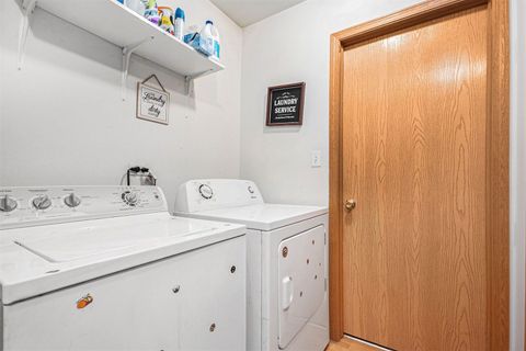 Tiny photo for 914 Cottonwood Drive, Elwood, IL 60421 (MLS # 12561246)