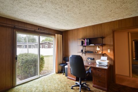 Tiny photo for 2 Edgewood Drive, Pontiac, IL 61764 (MLS # 12491167)