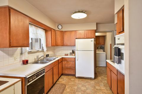 Tiny photo for 2 Edgewood Drive, Pontiac, IL 61764 (MLS # 12491167)