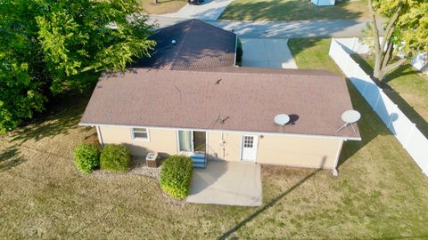 Tiny photo for 2 Edgewood Drive, Pontiac, IL 61764 (MLS # 12491167)