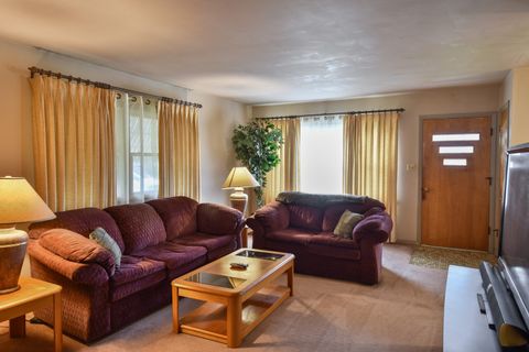 Tiny photo for 2 Edgewood Drive, Pontiac, IL 61764 (MLS # 12491167)