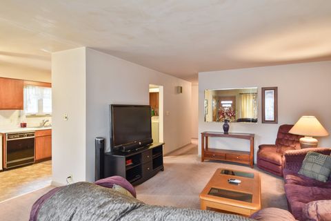 Tiny photo for 2 Edgewood Drive, Pontiac, IL 61764 (MLS # 12491167)