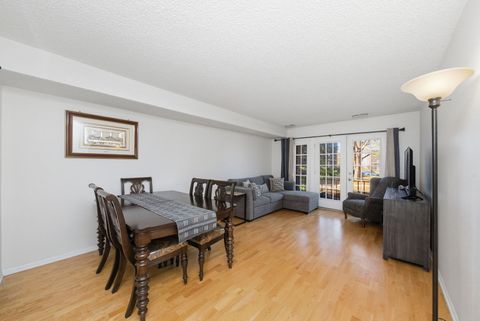 Tiny photo for 520 Biesterfield Road #122b, Elk Grove Village, IL 60007 (MLS # 12587097)