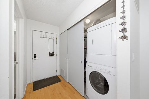 Tiny photo for 520 Biesterfield Road #122b, Elk Grove Village, IL 60007 (MLS # 12587097)