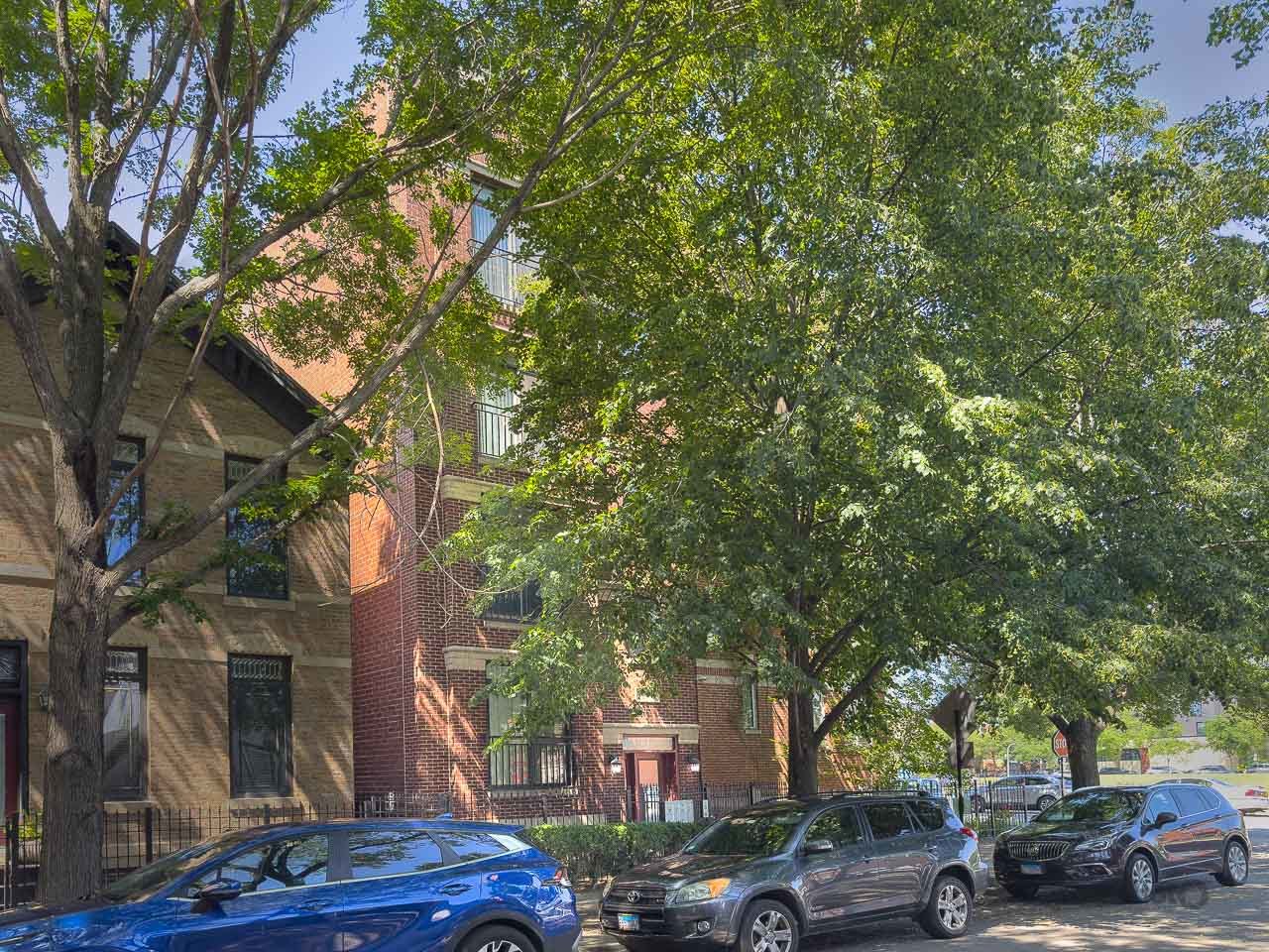1302 W Fillmore Street 3