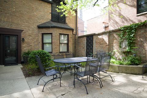 Tiny photo for 1226 N Dearborn Street #B, Chicago, IL 60610 (MLS # 12531687)