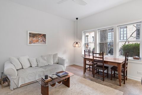 Tiny photo for 1226 N Dearborn Street #B, Chicago, IL 60610 (MLS # 12531687)
