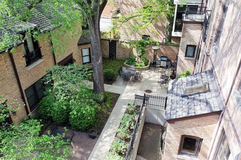 Tiny photo for 1226 N Dearborn Street #B, Chicago, IL 60610 (MLS # 12531687)