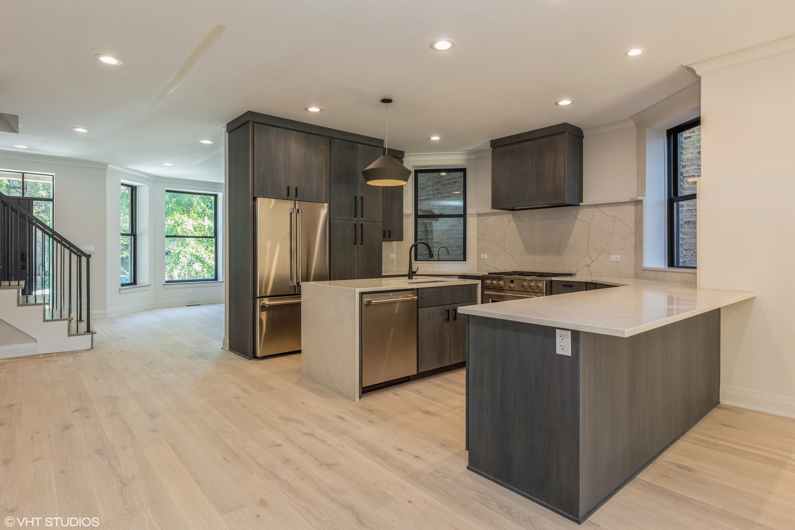 3305 W Wrightwood Avenue