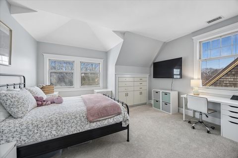 Tiny photo for 530 N East Avenue, Oak Park, IL 60302 (MLS # 12630332)