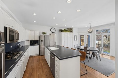 Tiny photo for 530 N East Avenue, Oak Park, IL 60302 (MLS # 12630332)