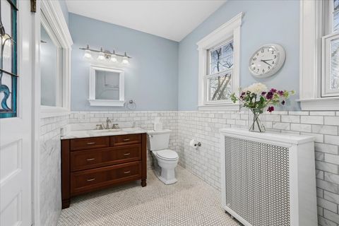 Tiny photo for 530 N East Avenue, Oak Park, IL 60302 (MLS # 12630332)