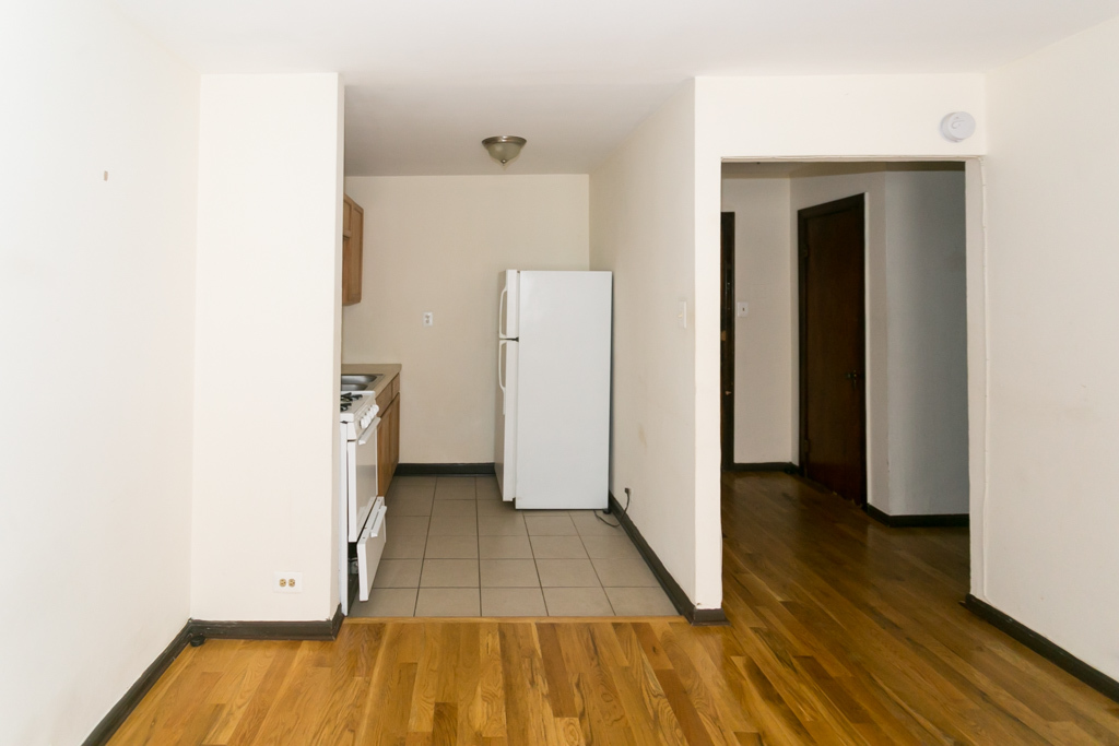 1211 W ELMDALE Avenue 3