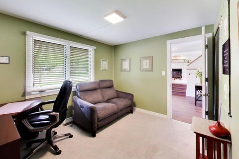 Tiny photo for 3505 Winston Drive, Hoffman Estates, IL 60192 (MLS # 12673993)