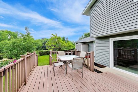 Tiny photo for 3505 Winston Drive, Hoffman Estates, IL 60192 (MLS # 12673993)