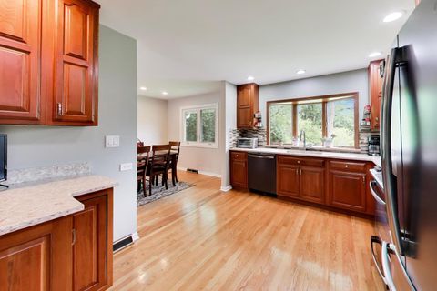 Tiny photo for 3505 Winston Drive, Hoffman Estates, IL 60192 (MLS # 12673993)