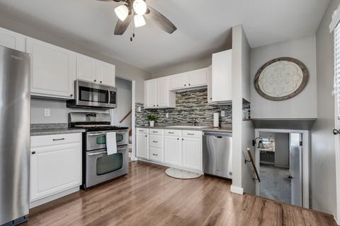 Tiny photo for 333 Homewood Court, Chicago Heights, IL 60411 (MLS # 12567953)