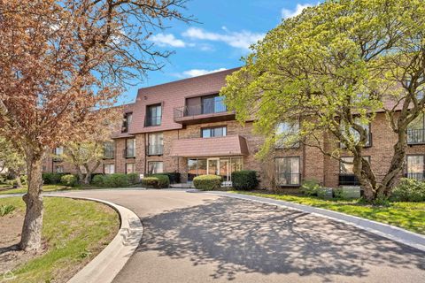 4000 Dundee Road 108 Northbrook IL 60062